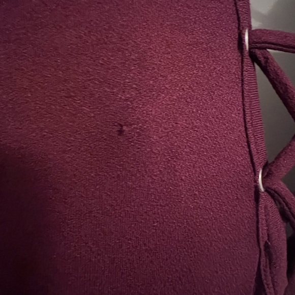 Burgundy fitted dress - Picture 2 of 5